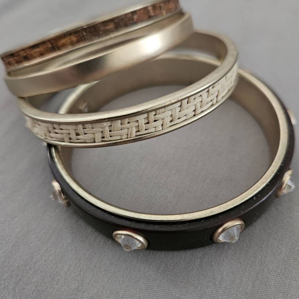 Elegant Gold and Black Bangle Set